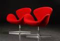 Arne Jacobsen, Svanen, par lænestole, Red Label 2 