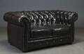 Chesterfield. To-pers. sofa, brunt knapsyet læder