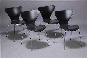 Arne Jacobsen. 7 stole, model 3107 4