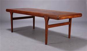 Johannes Andersen, tilskrevet. Sofabord, teaktræ