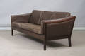 Dansk møbelproducent. Tre-pers. sofa