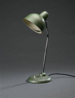 Christian Dell. Kaiser Idell. Bordlampe, model 6556  