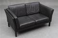 Dansk møbelproducent. to-pers. sofa, sort