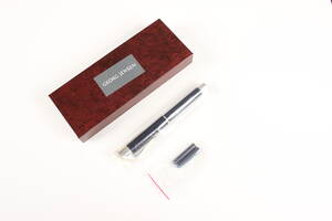 Georg Jensen. Fyldepen, design Bo Bonfils,