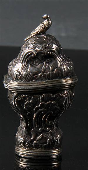 Hovedvandsæg af sølv