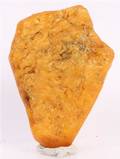 Dansk rav. Tre upolerede ravklumper, 80 g. 3 
