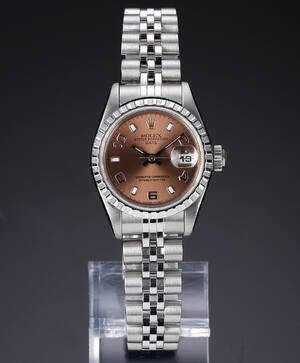 Rolex Date. Dameur i stål med rosafarvet skive, ca. 2000