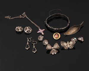 Samling vintagesmykker af sølv 14