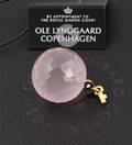 Ole Lynggaard. Nøglevedhæng af 18 kt. guld med brillant og rosakvarts