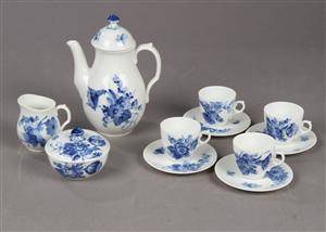 Royal Copenhagen. Blå Blomst barnekaffeservice af porcelæn 11