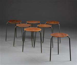 Dansk møbelproducent. Samling taburetter 7