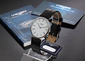 Longines La Grande Classique. Herreur i stål med hvid skive