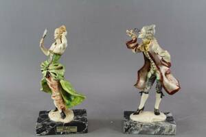 Figuriner på marmorfot Italien 2 st