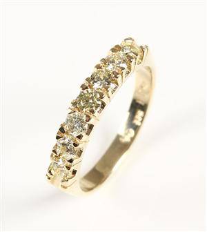 Ring, 14 kt guld, brillanter