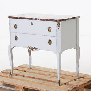 Byrå gustaviansk stil