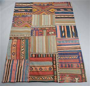 Persisk patchwork kelim. 255x191 cm.