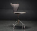 Arne Jacobsen. Kontorstol model AJ 3107