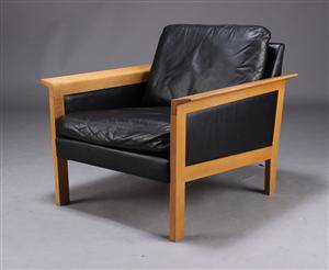 Dansk møbelproducent. Lænestol, egetræ