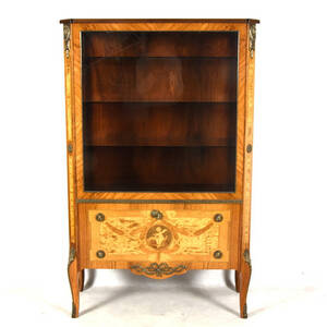 VITRINSKÅP, med intarsia, Louis XVI-stil, 1900-tal.