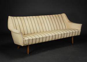 Dansk møbelarkitekt, 1960erne. Tre-pers. sofa