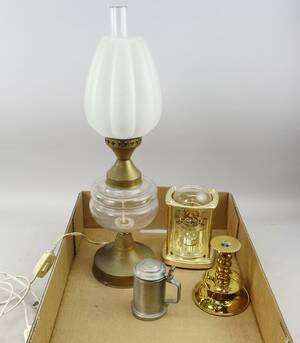 Bordsfotogenlampa