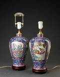 Et par kinesiske bordlamper af porcelæn, 1900-tallets 2. halvdel 2