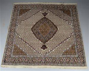 Persisk Tabriz tæppe, 200x200 cm.