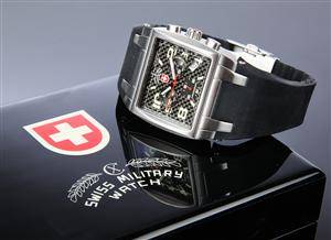 Swiss Military Watch Ronda Startech. Herreur i stål med etui og papirer