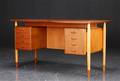  Skrivebord af teak og bøg, 1950erne, dansk møbelproducent