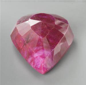 Loser Rubin 232,54 ct