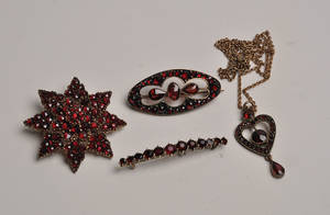 Vintage smykker med granater