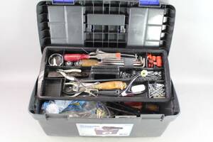 Verktygslåda med diverse verktyg