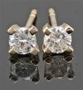 Earrings in 14k set with brilliant cut diamonds 0.44 ct