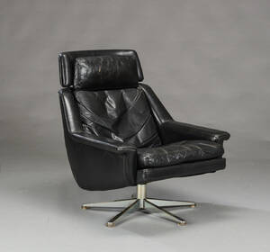 Esa Produkt. Lænestol i sort læder