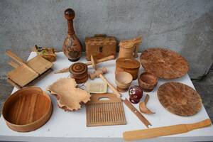 Karder i trä mm A117