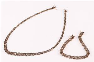 Bismark halscollie og armlænke 8 kt. guld 37,9 gr.  2