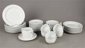 Grethe Meyer for Kgl., Hvidpot, spise- og kaffestel, porcelæn 32