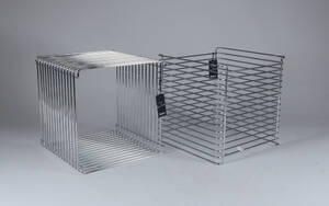 Verner Panton. Wire Cube i farven Chrome. 2