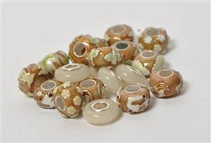 Charlotte Borgen - 20 beads  Charms af sterling sølv med glas eller emalje