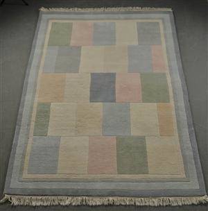 Matta i ull, Indien. Ca 235x167 cm