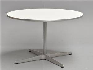 Arne Jacobsen. Lounge sofabord, model A222