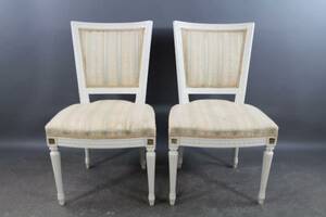 Stolar i gustaviansk stil 1 par