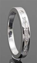 18kt brilliant and baguette-cut diamond wedding ring approx. 0.25ct