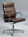 Charles Eames. Armstol, model EA - 212 Soft Pad 
