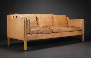 Stouby Møbler. Tre-pers. sofa, læder, model Eva