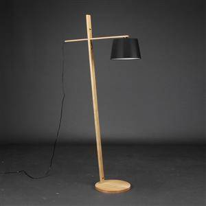Frandsen Lighting. Standerlampe af egetræ, model 3132