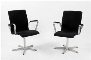 Arne Jacobsen. Par Oxford kontorstole, Tonus uld. 2 