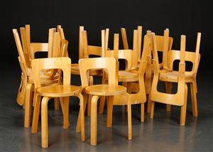 Alvar Aalto. Fjorten stole af birk 14