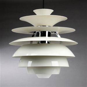 Poul Henningsen. Kuglelamel Snowball pendel
