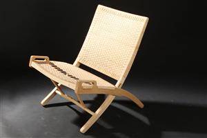 Hans J. Wegner. Foldestol, Kaminstol model JH-512 